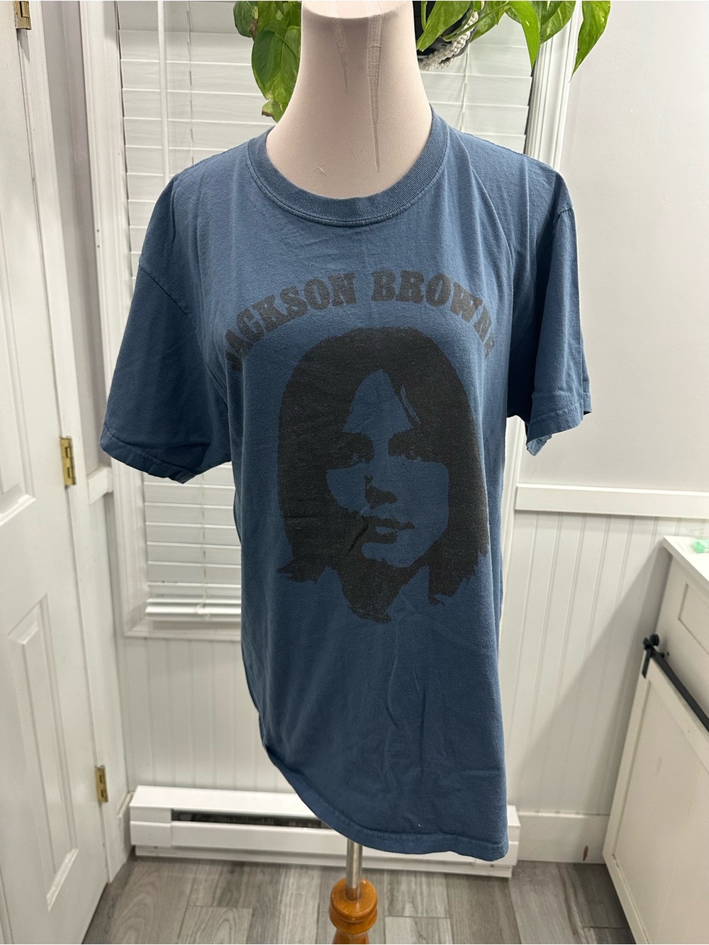 JACKSON Brown Graphic Short-Sleeve Tee in Slate Blue